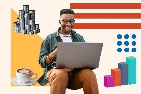 Person arbetar vid laptop med mynt, kaffekopp och växande staplar